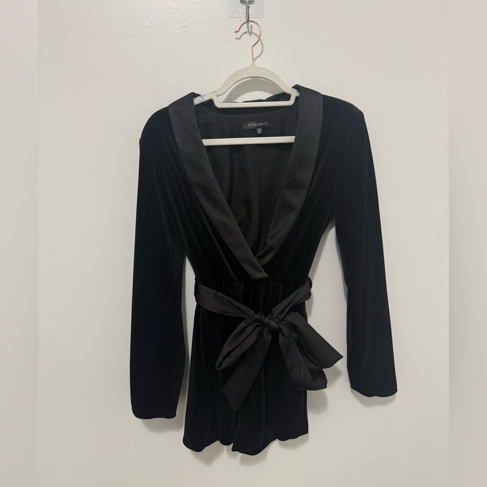 Dynamite Elegant Black Skort Dress